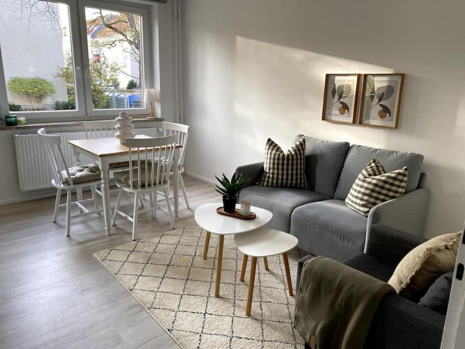 Country Style Apartment With Balcony Near Fair Hannover Exteriér fotografie